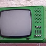 when was the flat screen tv invented?