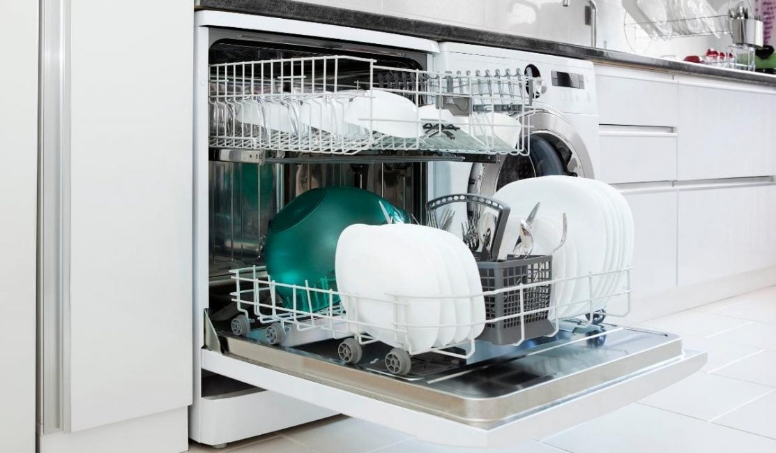 Who Invented The Dishwasher? (Why and When?)